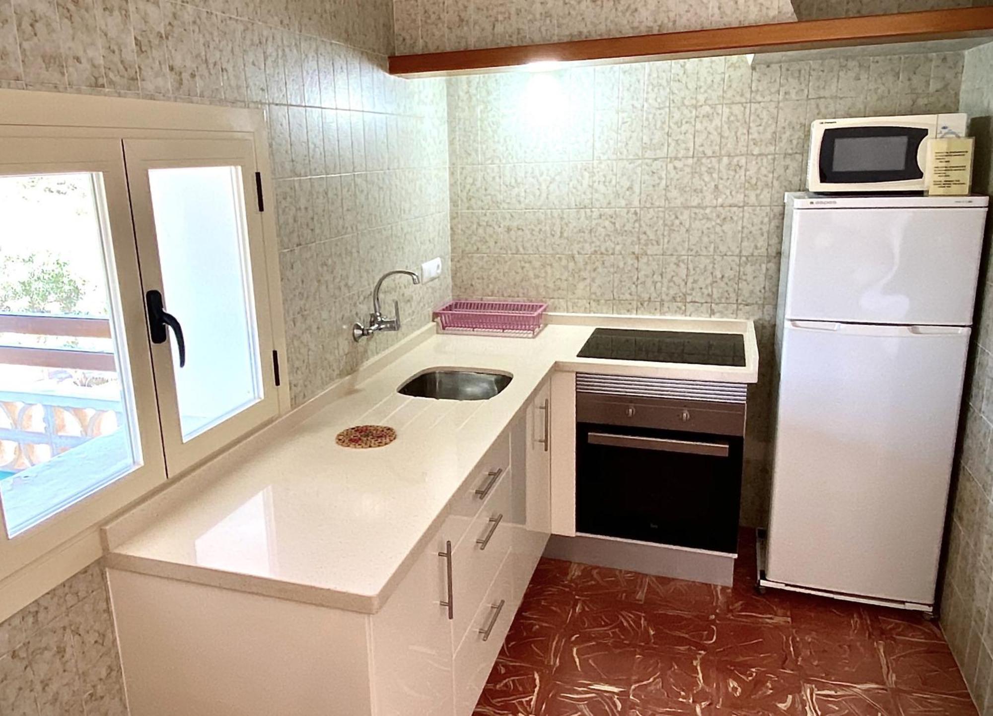 Apartments Campanitx - Astbury Formentera Es Caló de Sant Agustí Esterno foto