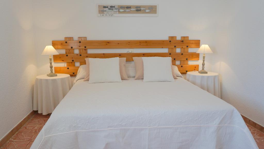 Apartments Campanitx - Astbury Formentera Es Caló de Sant Agustí Esterno foto